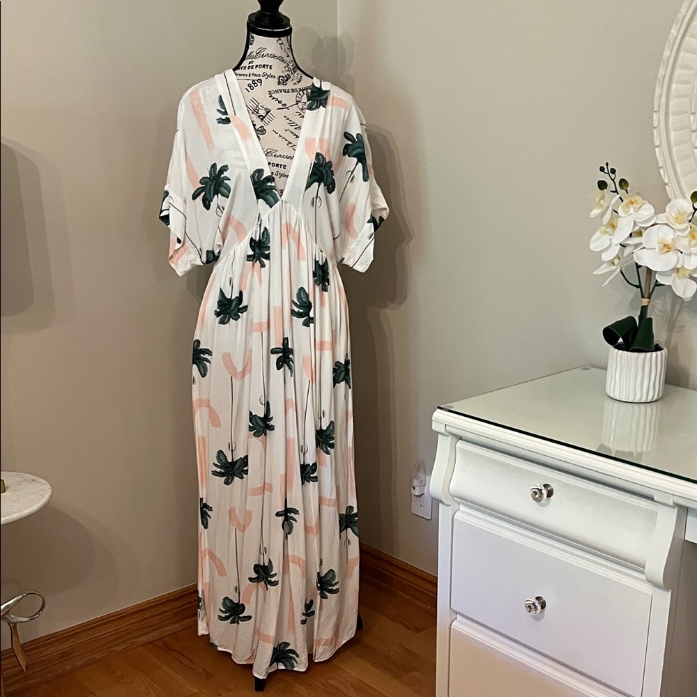 Palm Print V-Neck Beach cover up